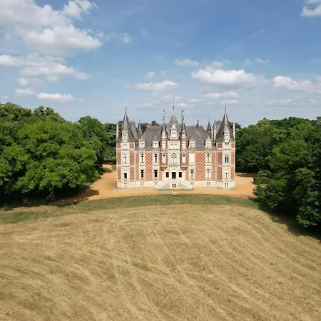 Casa de Campo Chateau De Resteau De Gamme 15 Pers