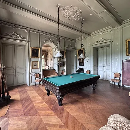 Chateau De Resteau De Gamme 15 Pers * Maigne